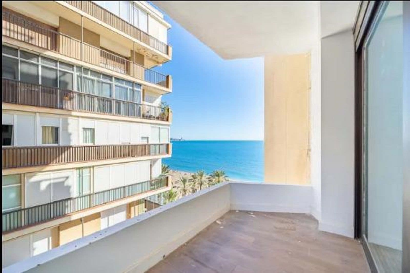Middle Floor Apartment in Málaga Este, Málaga