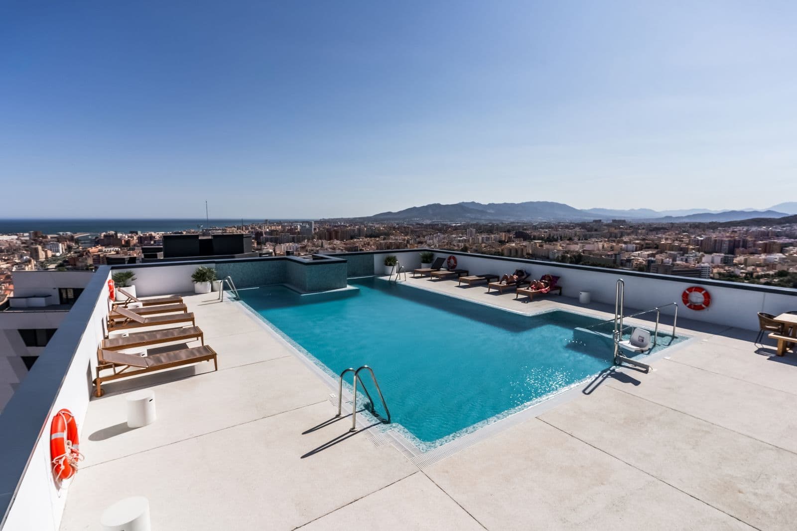 Middle Floor Apartment in Málaga Centro, Málaga