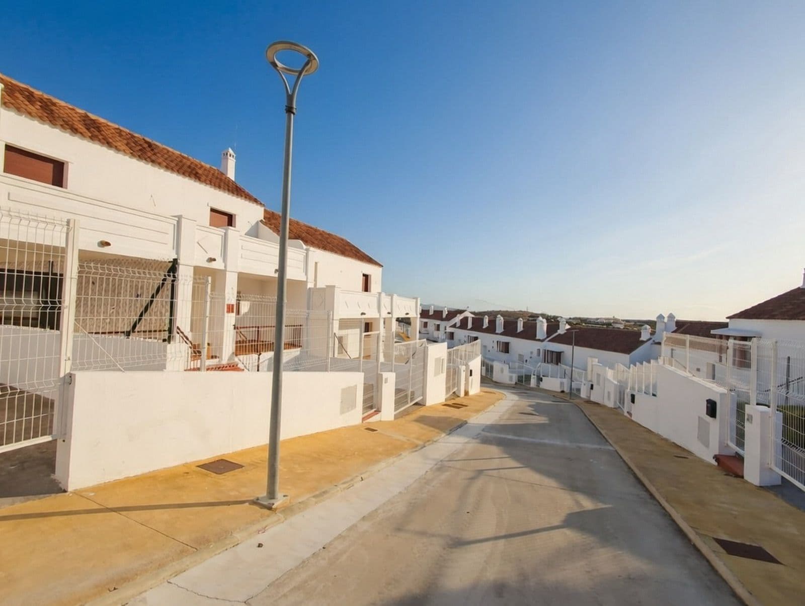 Townhouse in Doña Julia, Casares