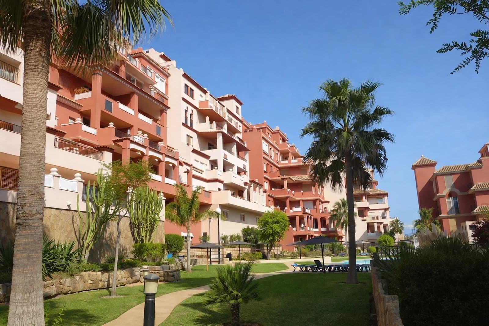 Ground Floor Apartment in La Duquesa, Manilva