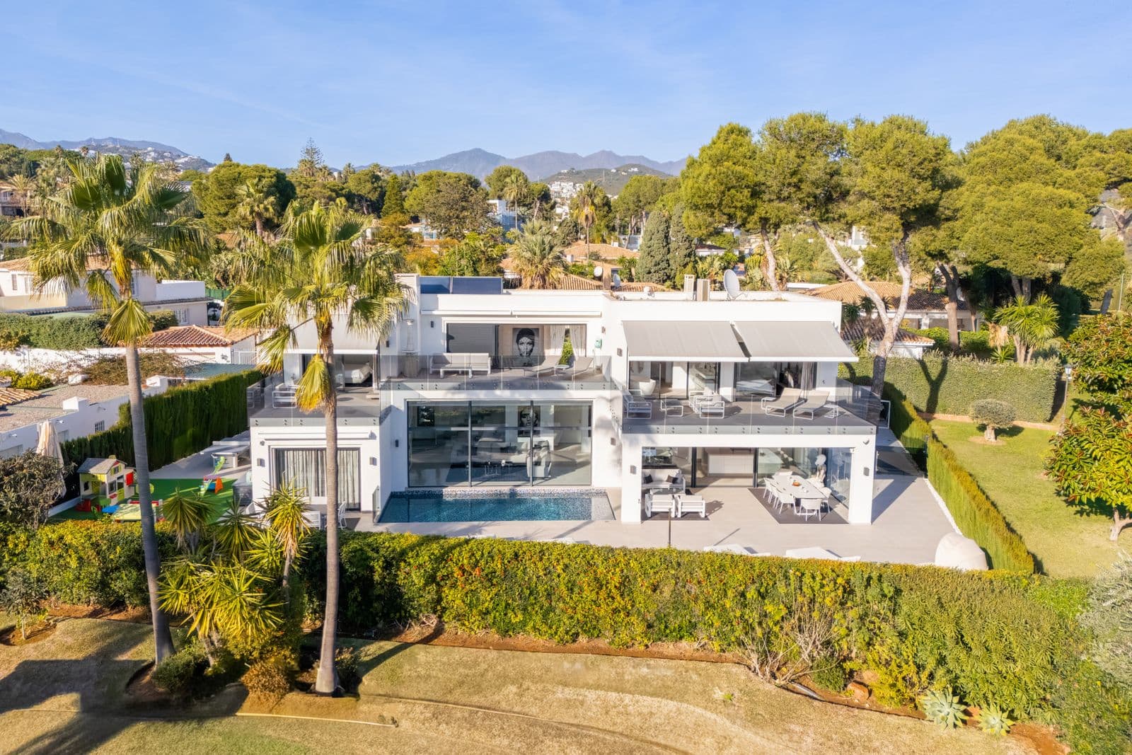 Detached Villa in Los Monteros, Marbella East