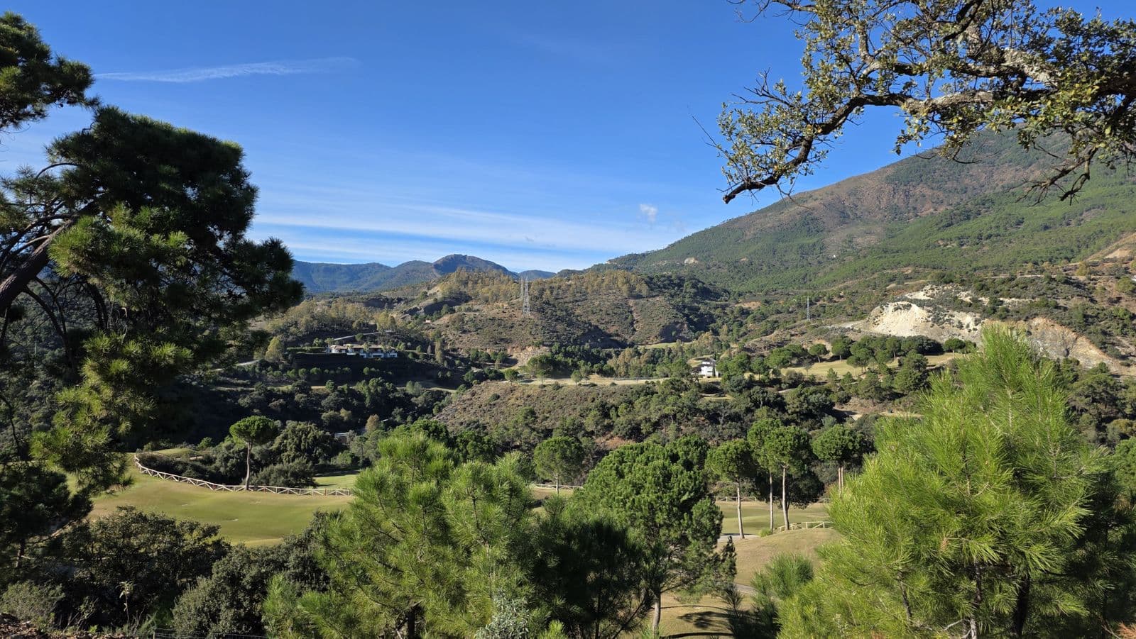 Land in La Zagaleta, Benahavís