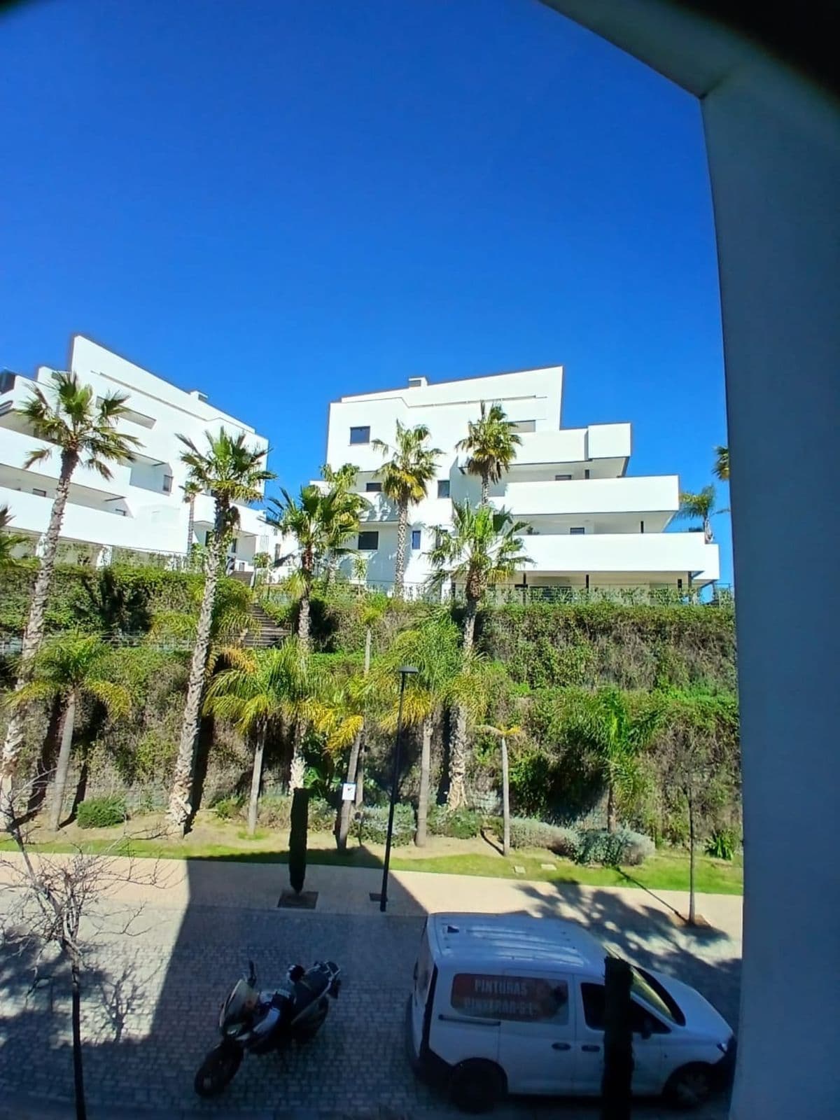 Middle Floor Apartment in Estepona, Estepona