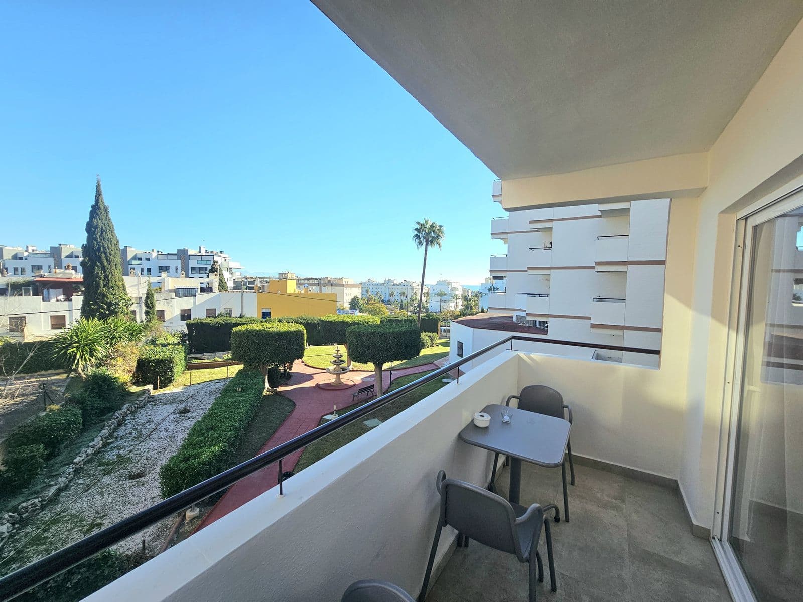 Middle Floor Apartment in La Colina, La Colina