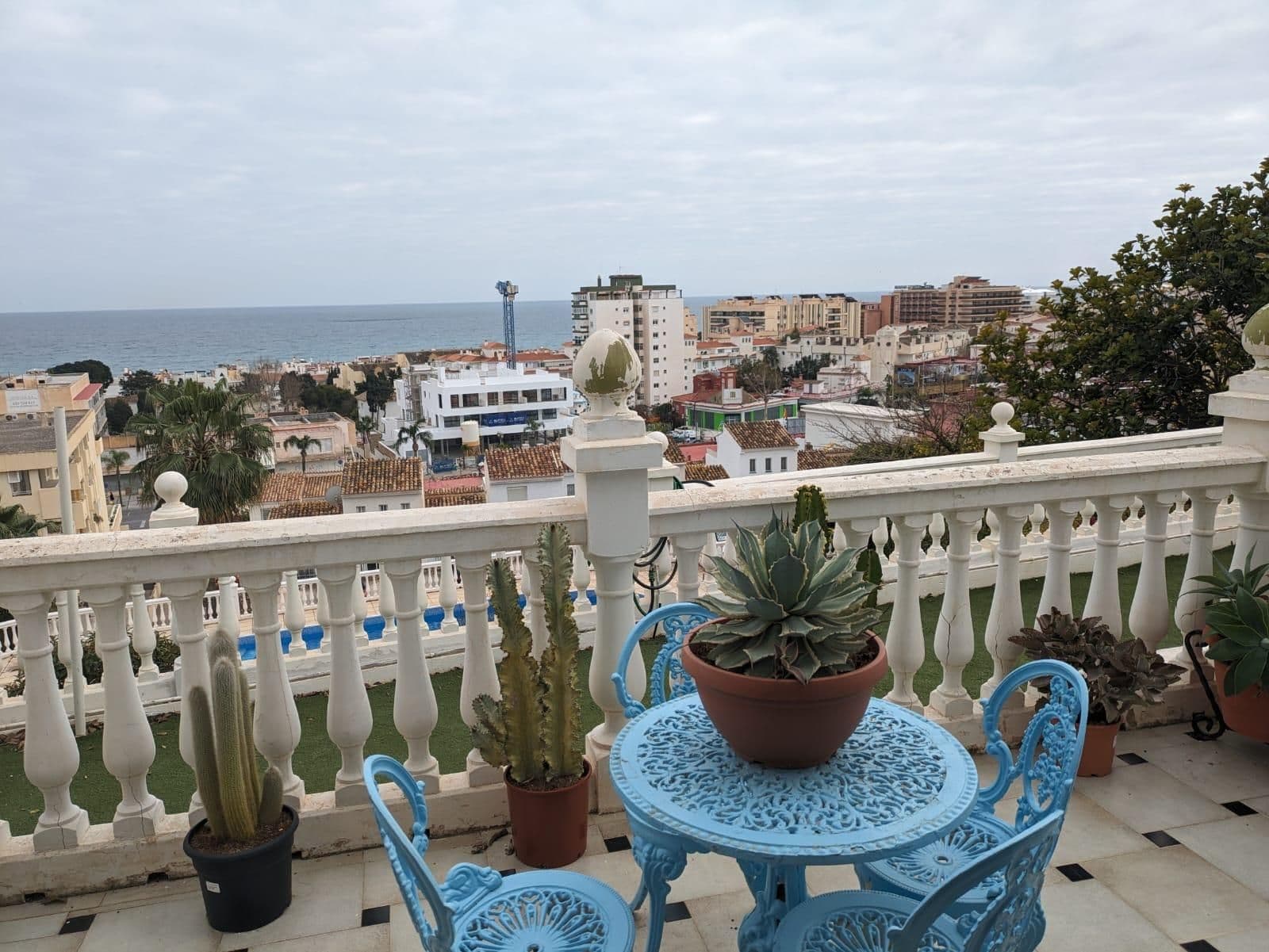 Middle Floor Apartment in Montemar, Torremolinos