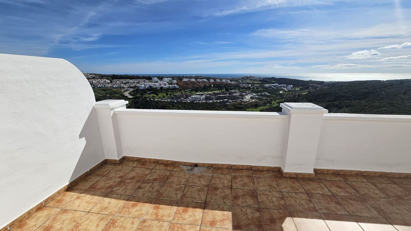 Townhouse in Doña Julia, Casares