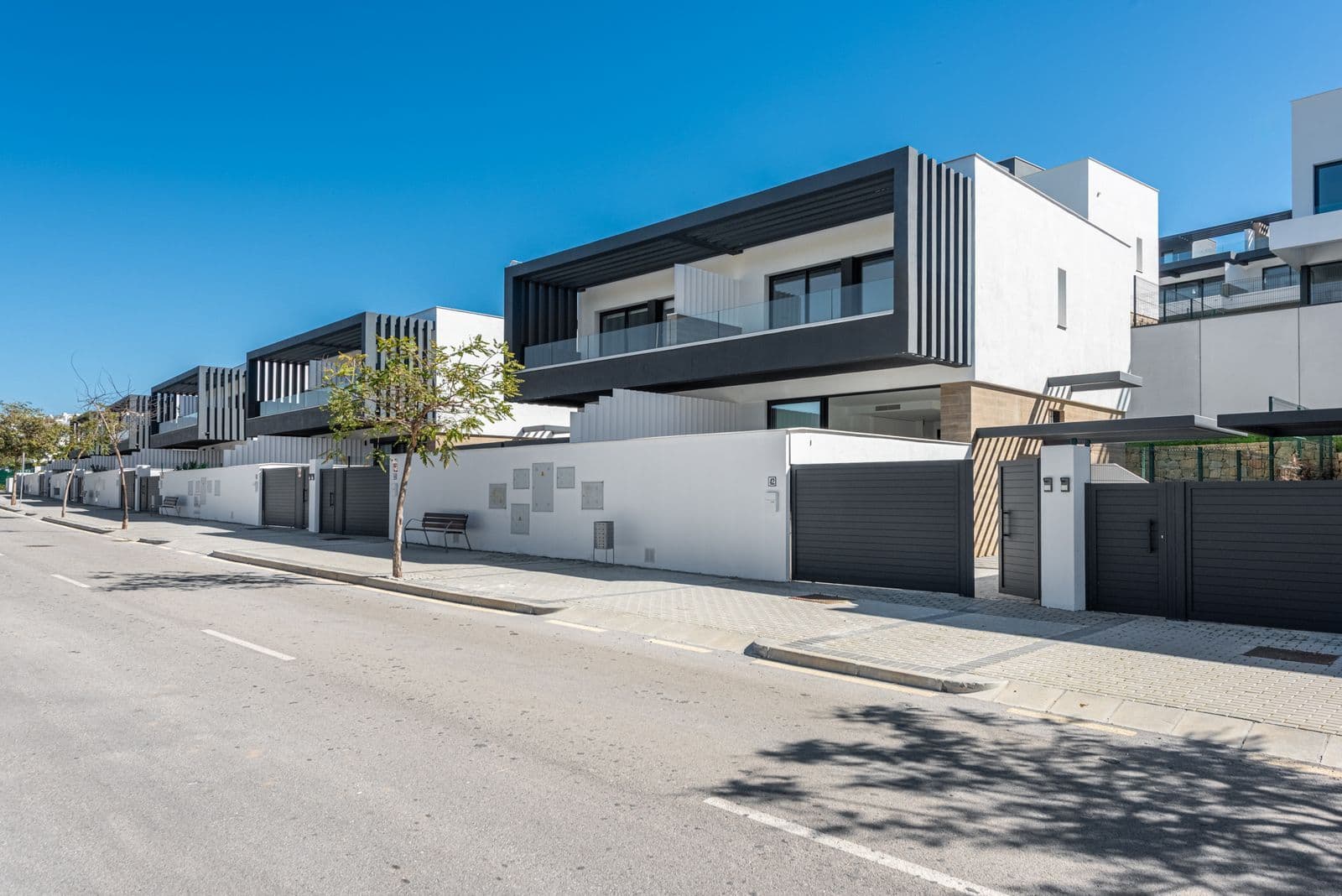 Semi-Detached House in Atalaya, Estepona