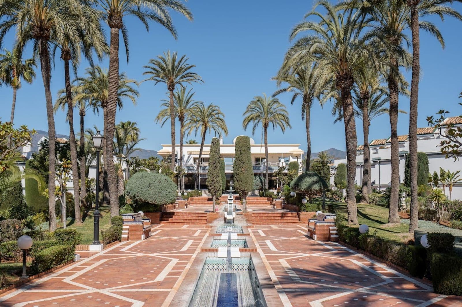 Townhouse in New Golden Mile, Estepona