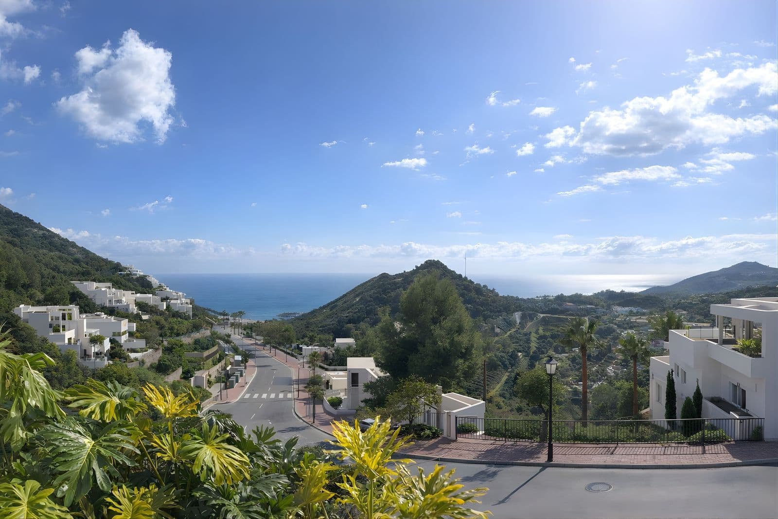 Middle Floor Apartment in Ojén, Marbella