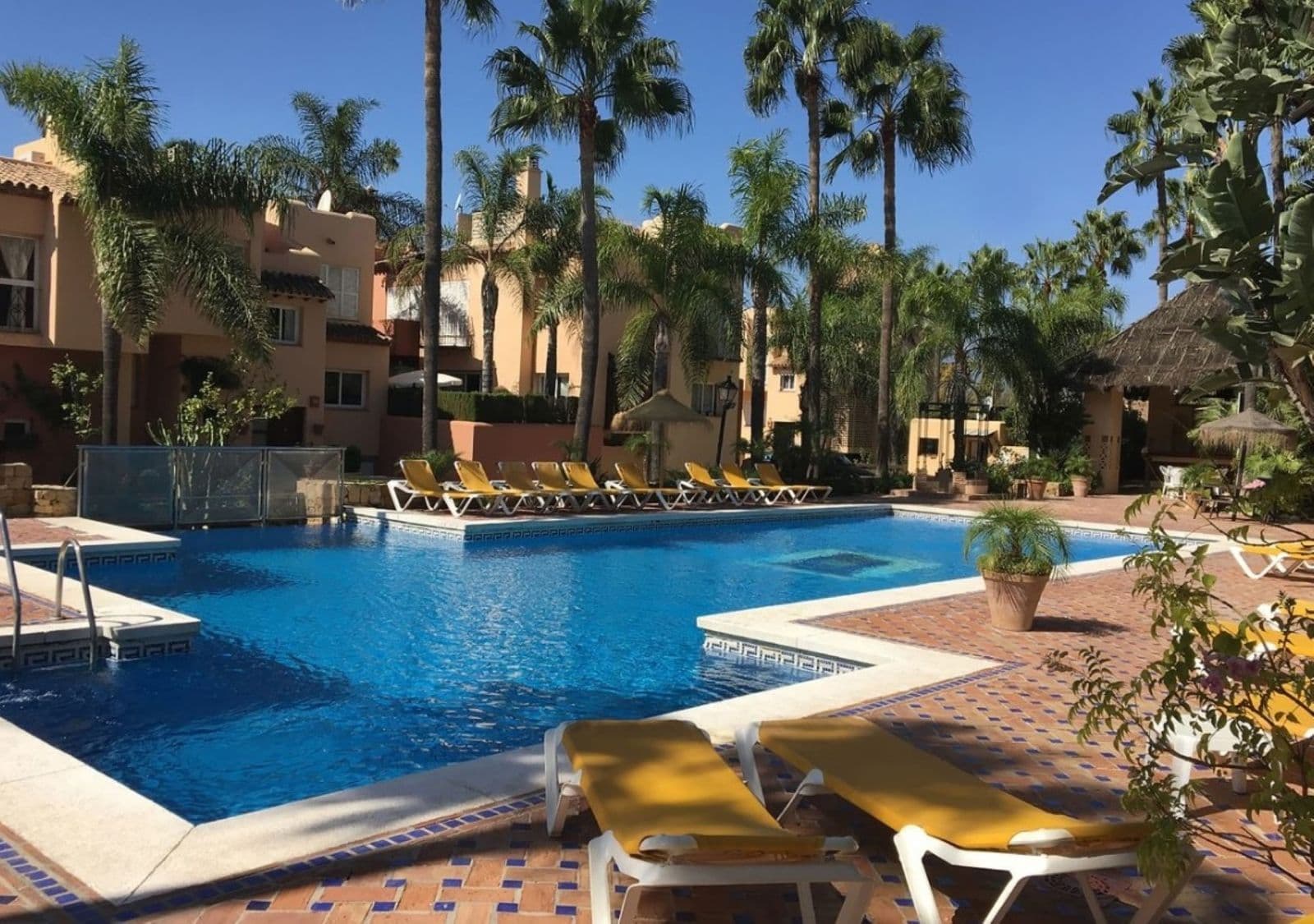 Townhouse in Nueva Andalucía, Nueva Andalucía