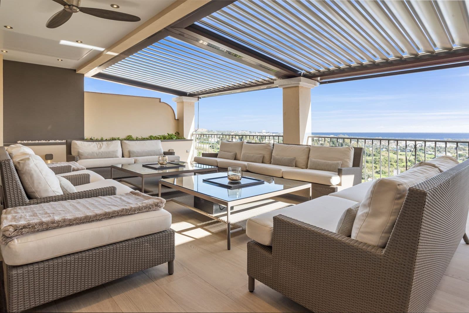 Penthouse Duplex in Benahavís, Benahavís