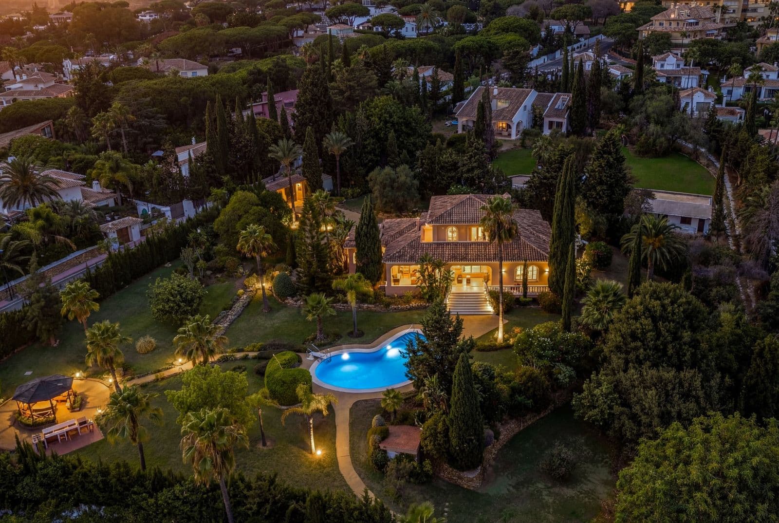 Detached Villa in Elviria, Marbella East