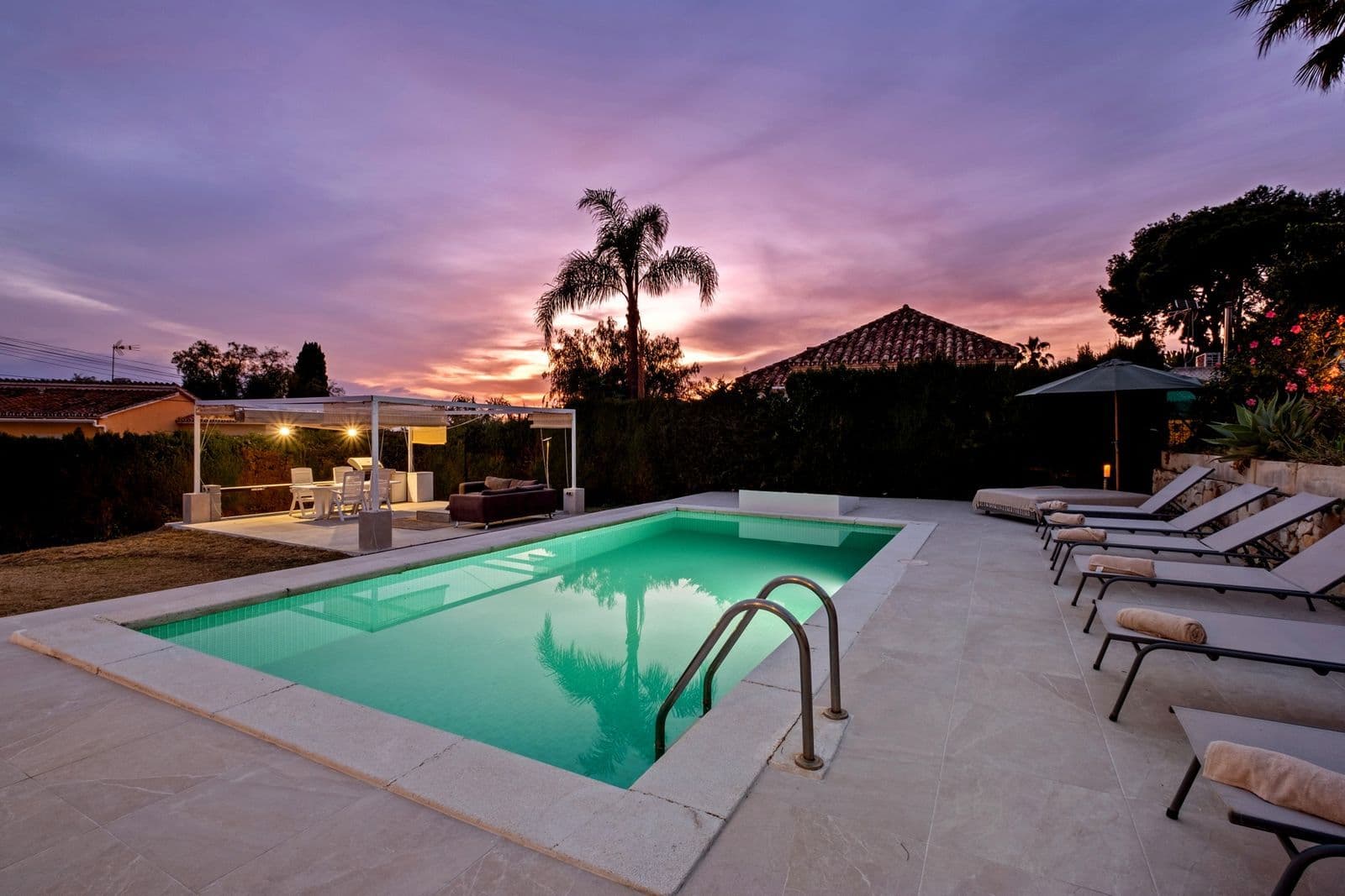 Detached Villa in Elviria, Marbella East