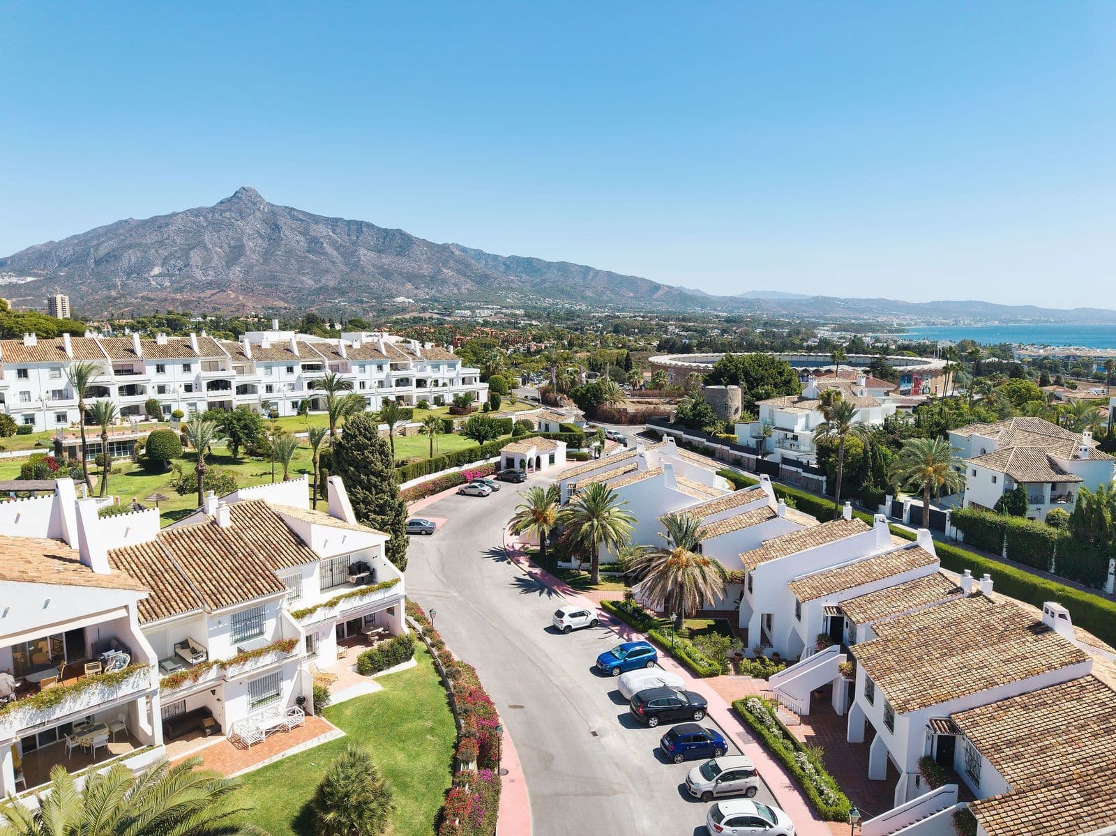 Ground Floor Apartment in Nueva Andalucía, Nueva Andalucía