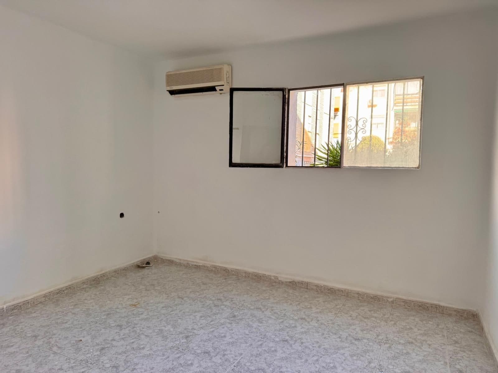 Ground Floor Apartment in Torremolinos, Torremolinos