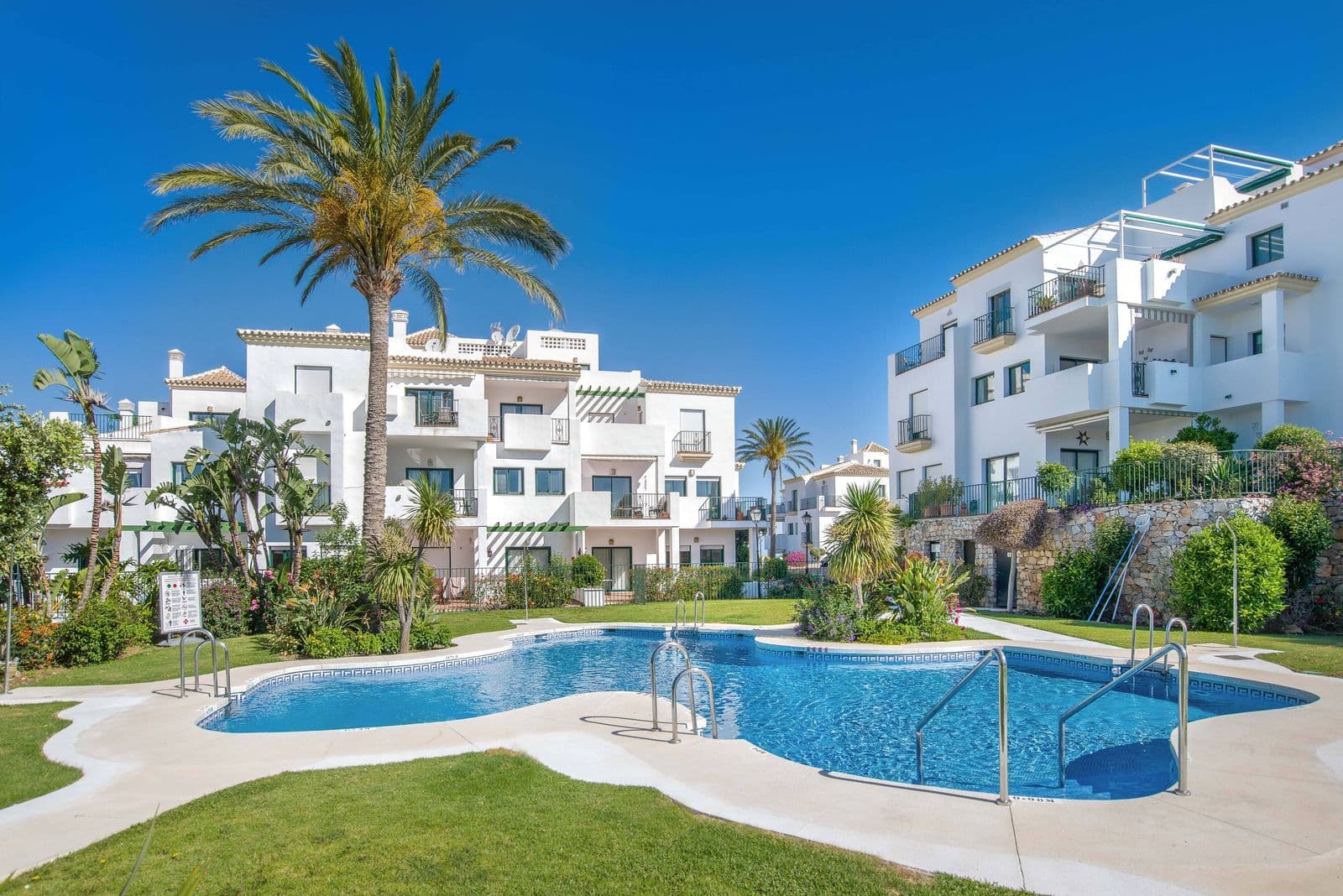 Middle Floor Apartment in Alhaurin Golf, Alhaurin Golf