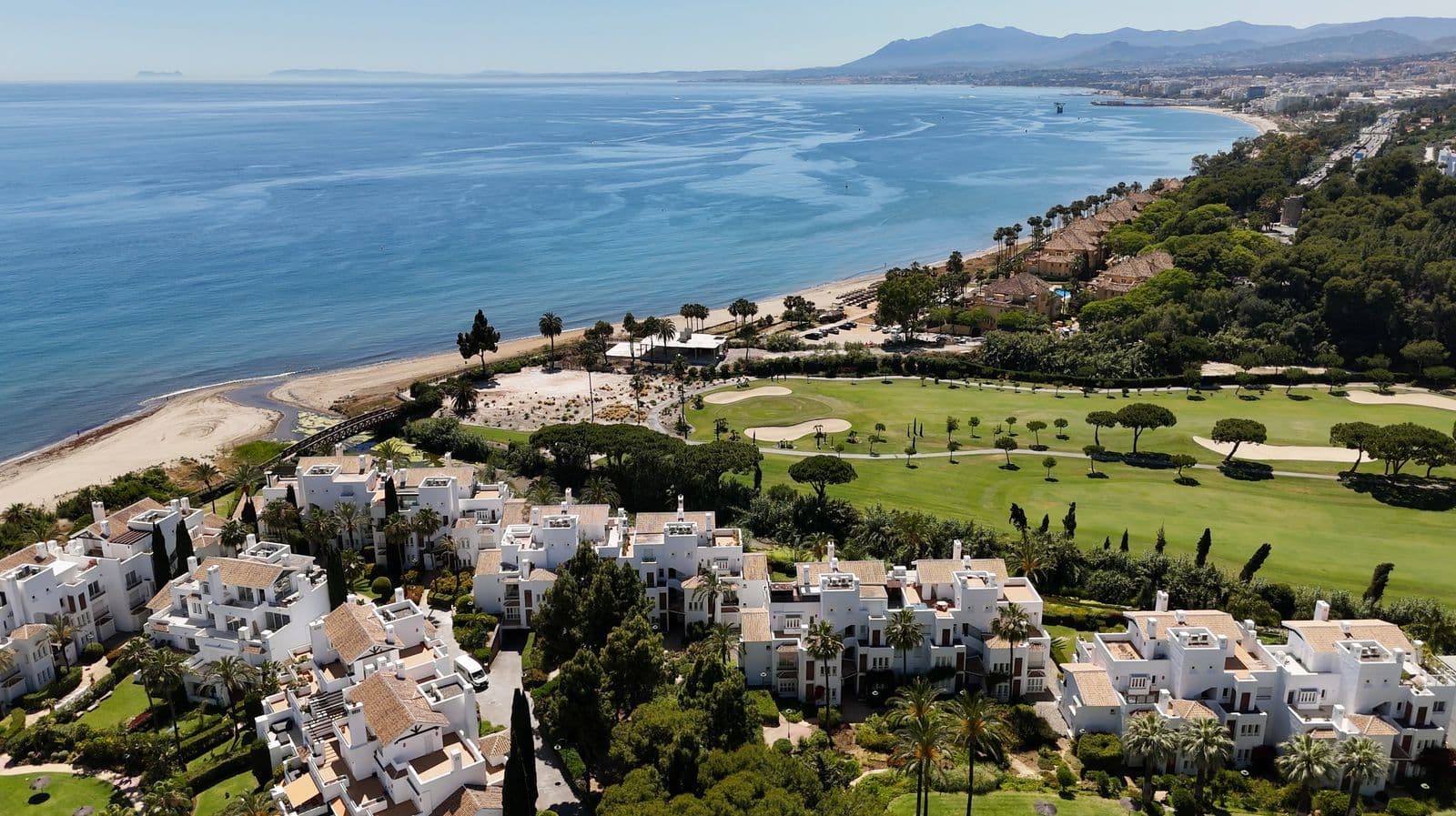 Ground Floor Apartment in Los Monteros, Marbella East
