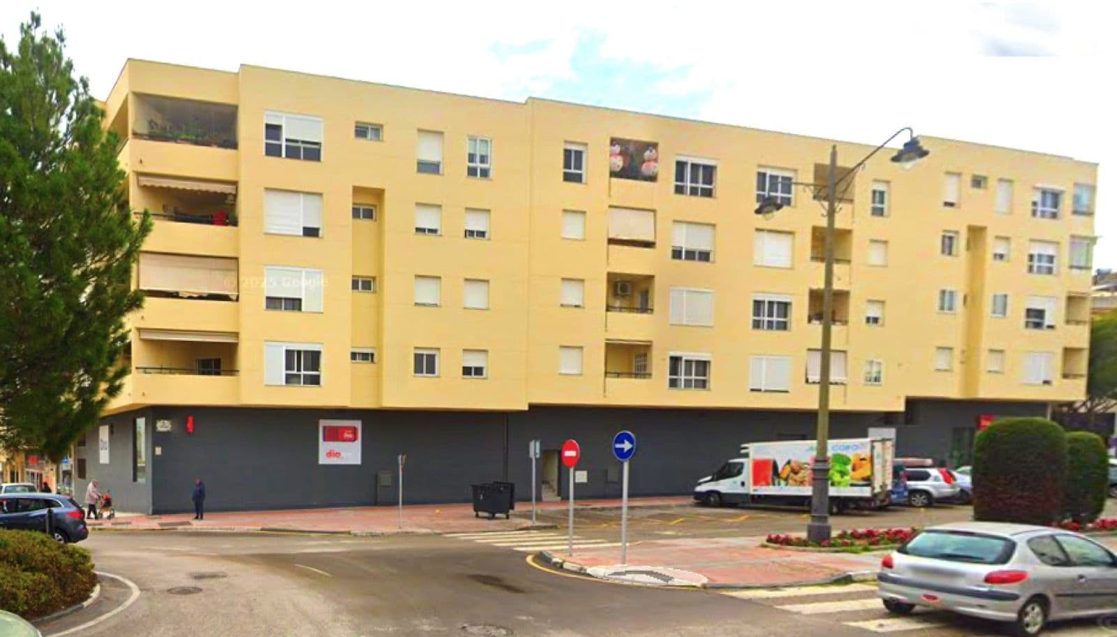 Middle Floor Apartment in Estepona, Estepona