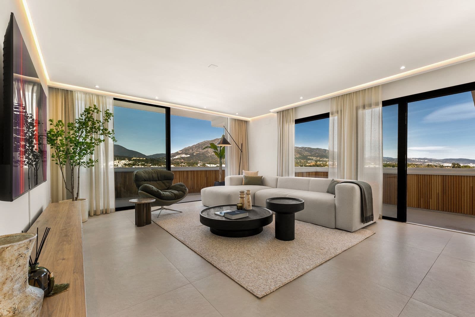 Penthouse in Nueva Andalucía, Nueva Andalucía
