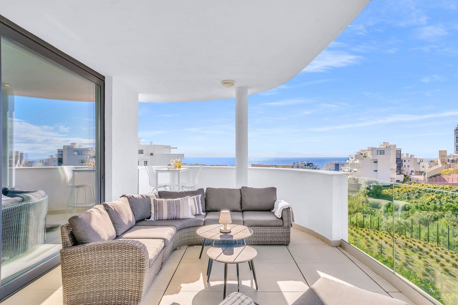 Middle Floor Apartment in Fuengirola, Fuengirola