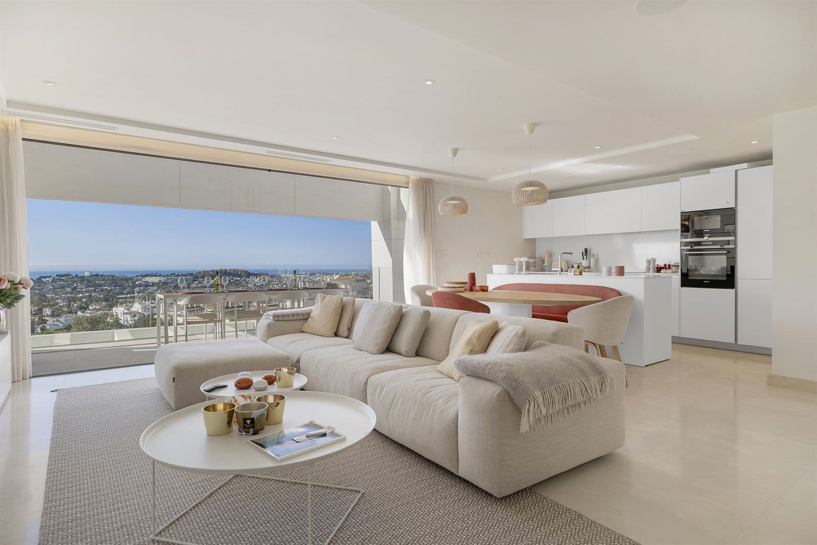 Penthouse Duplex in Nueva Andalucía, Nueva Andalucía
