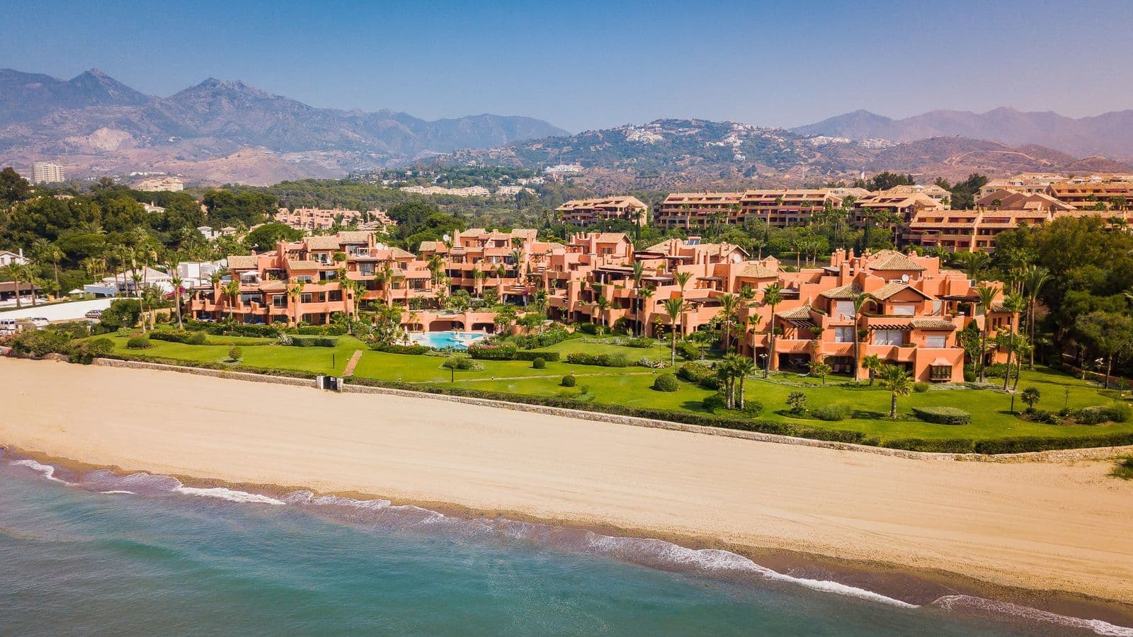 Ground Floor Apartment in Los Monteros, Marbella East
