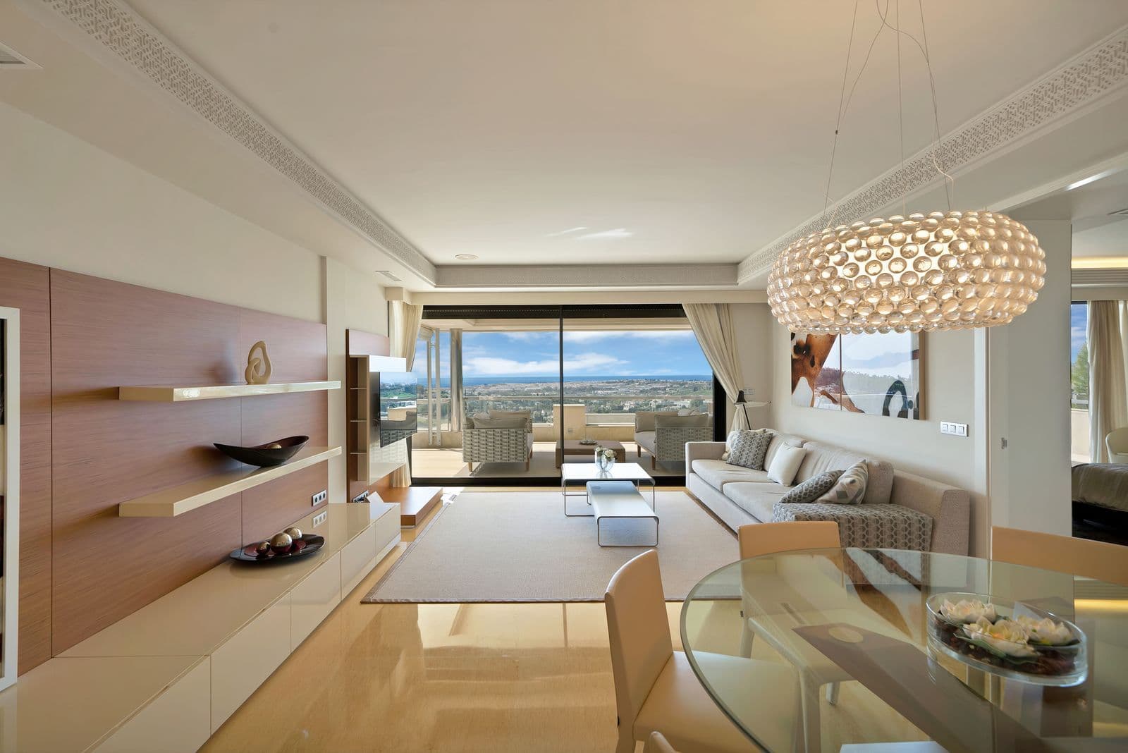 Middle Floor Apartment in Nueva Andalucía, Nueva Andalucía