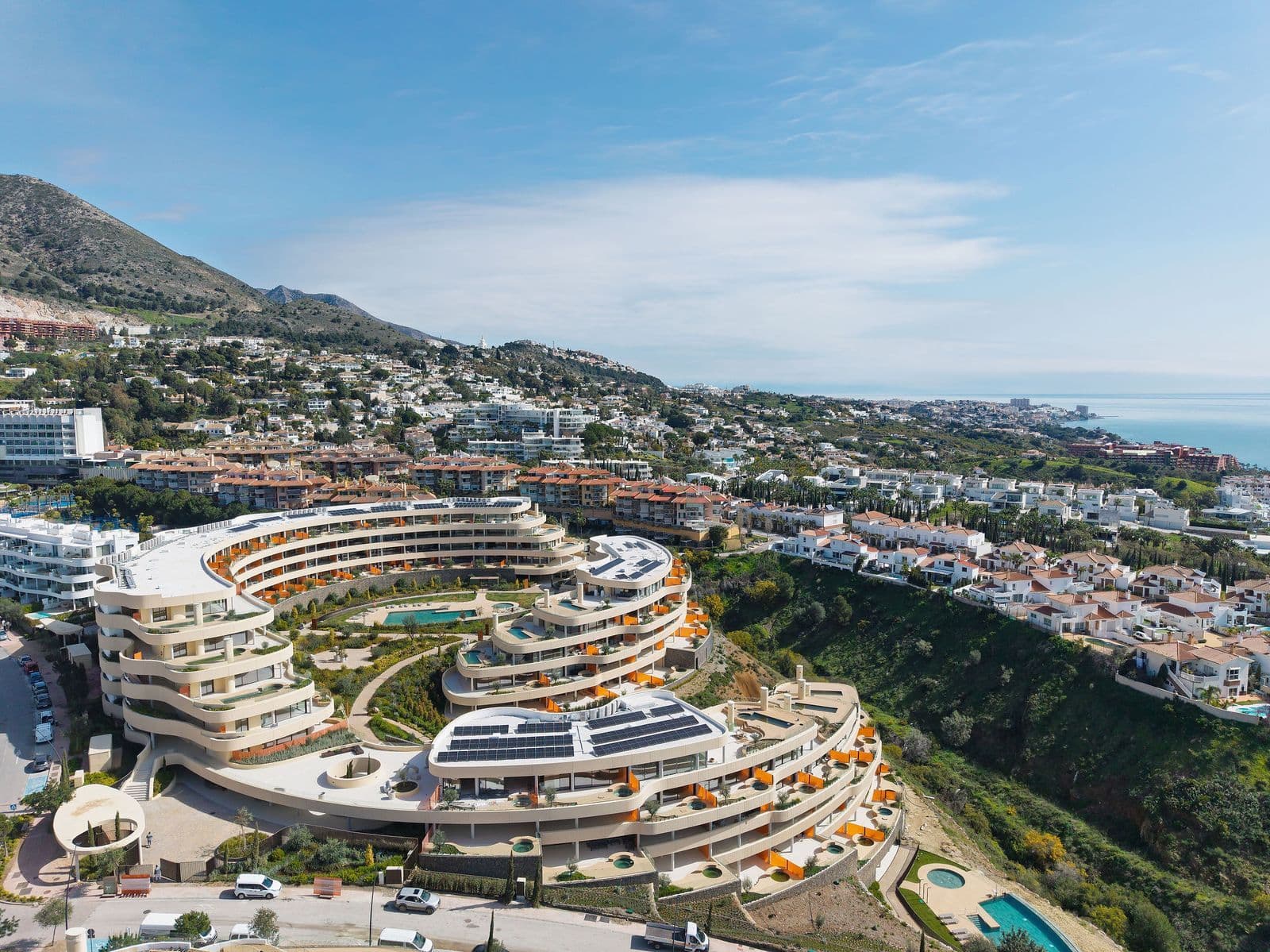 Middle Floor Apartment in Higueron, Fuengirola
