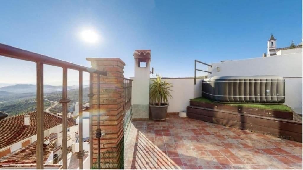Apartment Complex in Casarabonela, Casarabonela