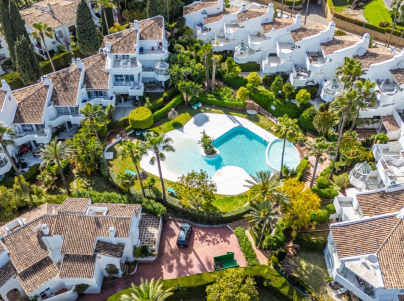 Semi-Detached House in Marbella, Marbella