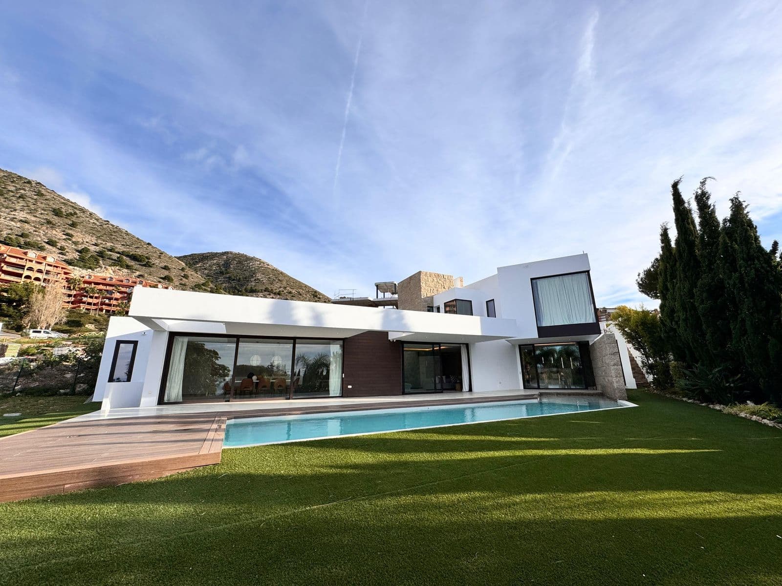 Detached Villa in Higueron, Fuengirola