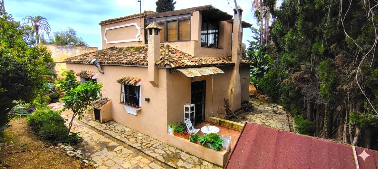 Detached Villa in Río Real, Marbella East