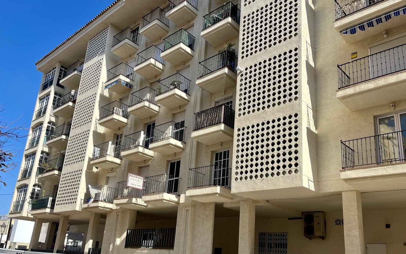 Middle Floor Apartment in Estepona, Estepona