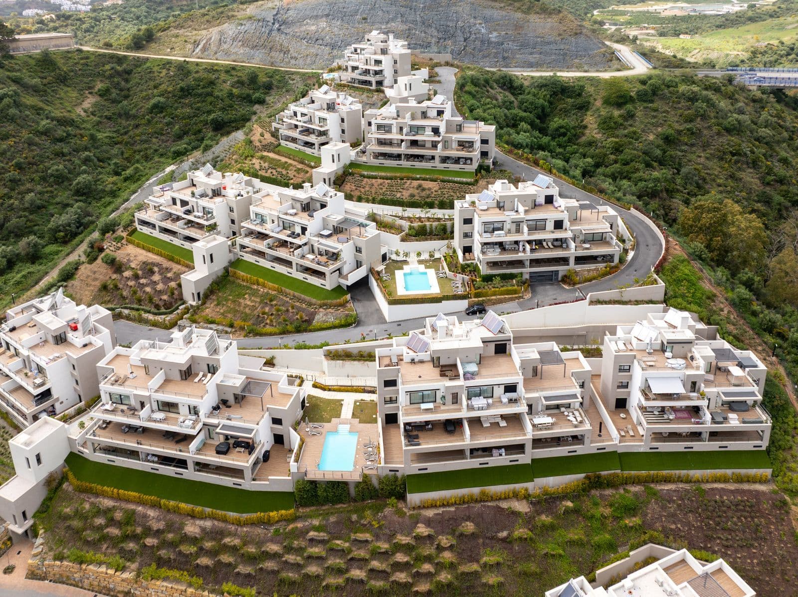 Middle Floor Apartment in Nueva Andalucía, Nueva Andalucía