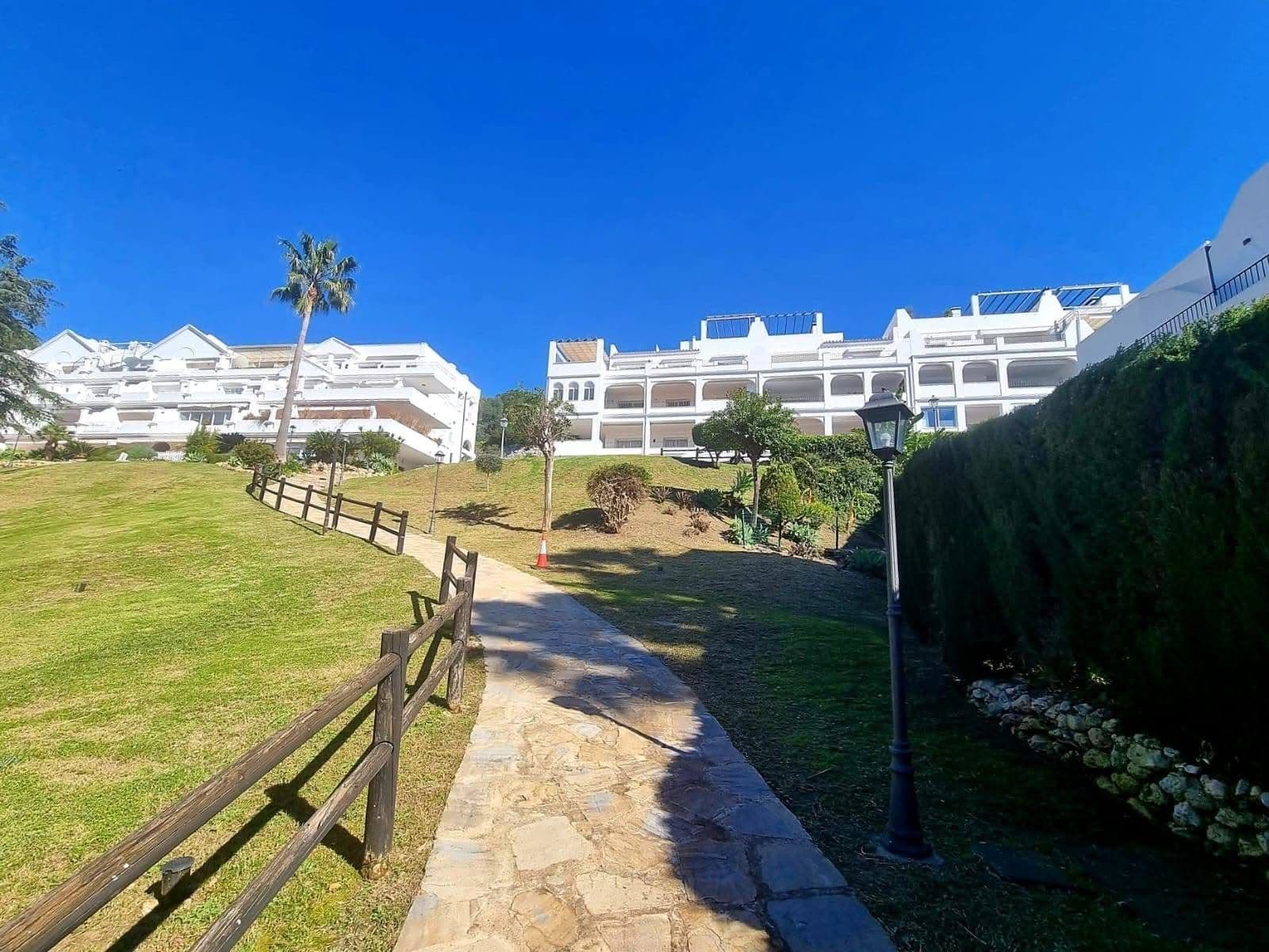 Middle Floor Apartment in La Quinta, Benahavís