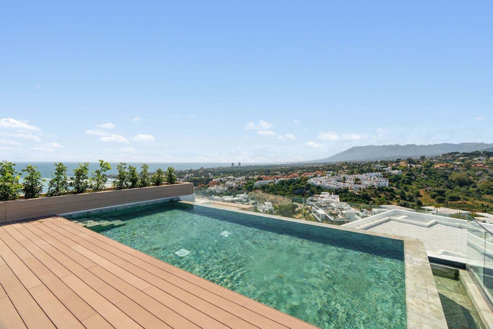 Penthouse Duplex in Cabopino, Marbella East