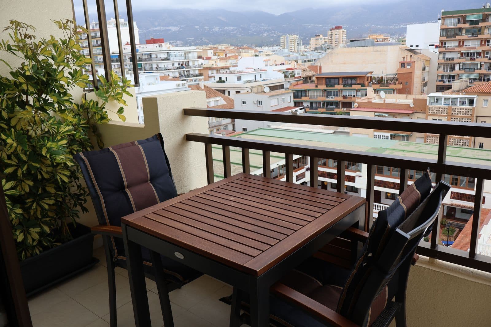 Middle Floor Apartment in Fuengirola, Fuengirola
