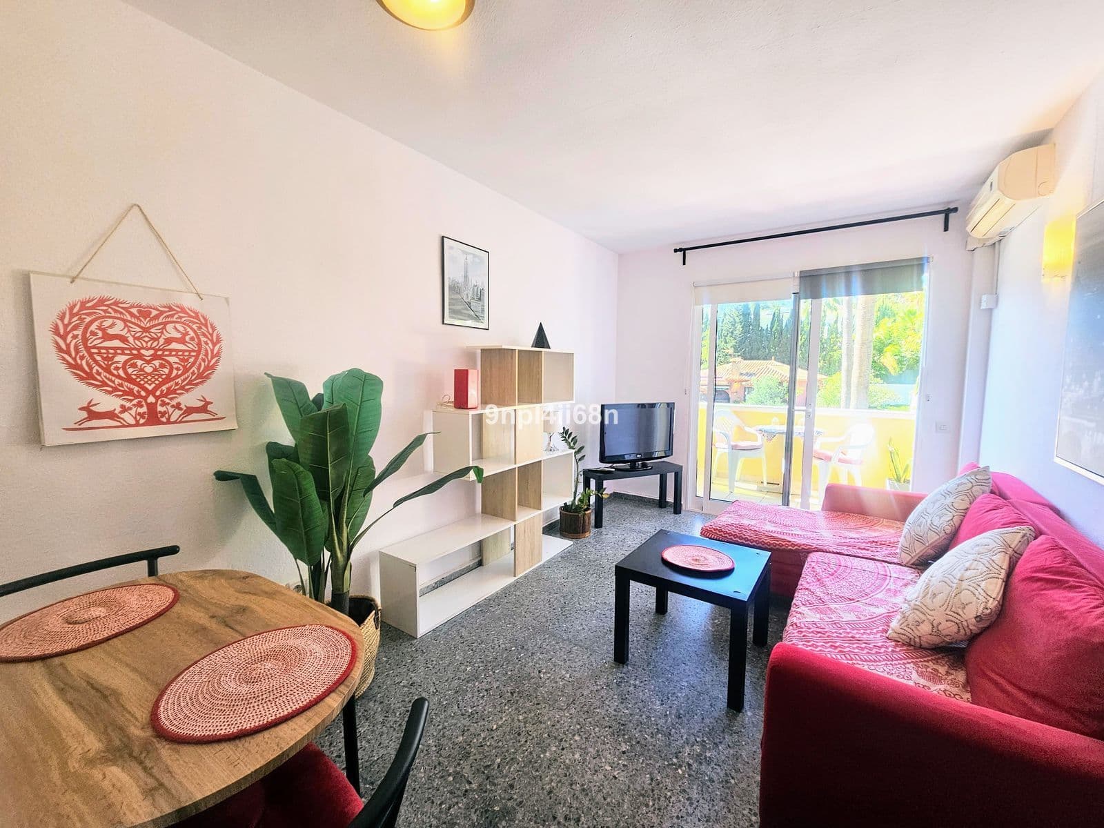 Middle Floor Apartment in Artola, Marbella East