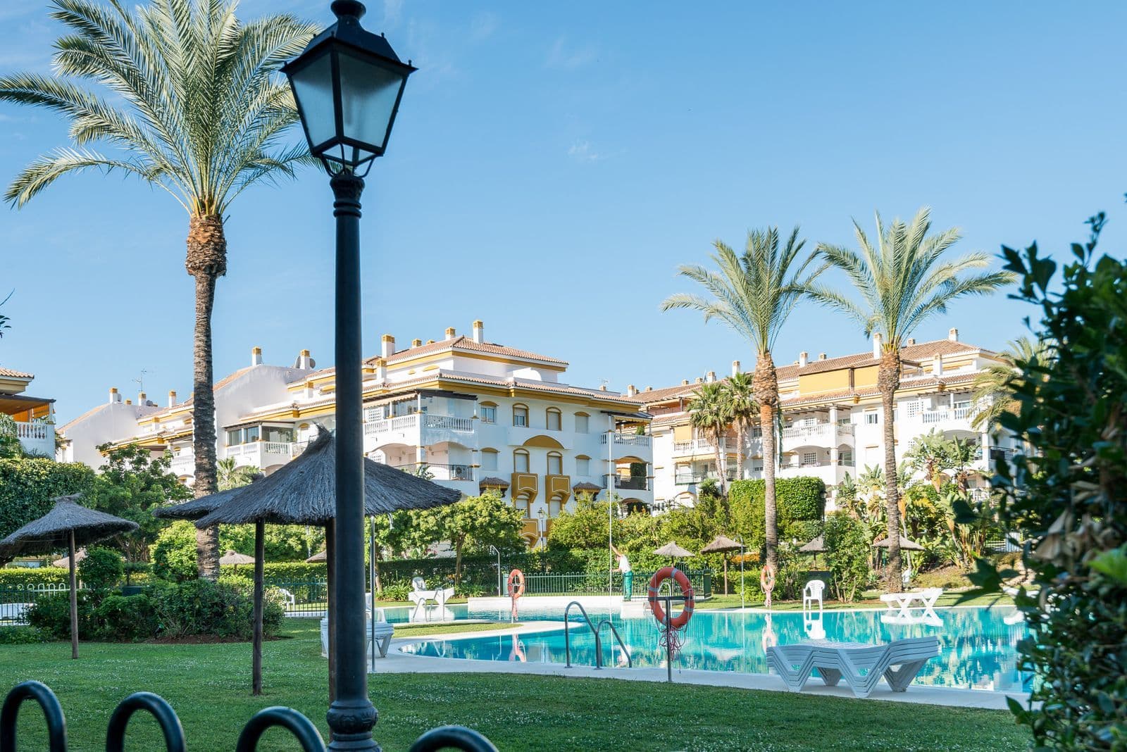 Middle Floor Apartment in Nueva Andalucía, Nueva Andalucía