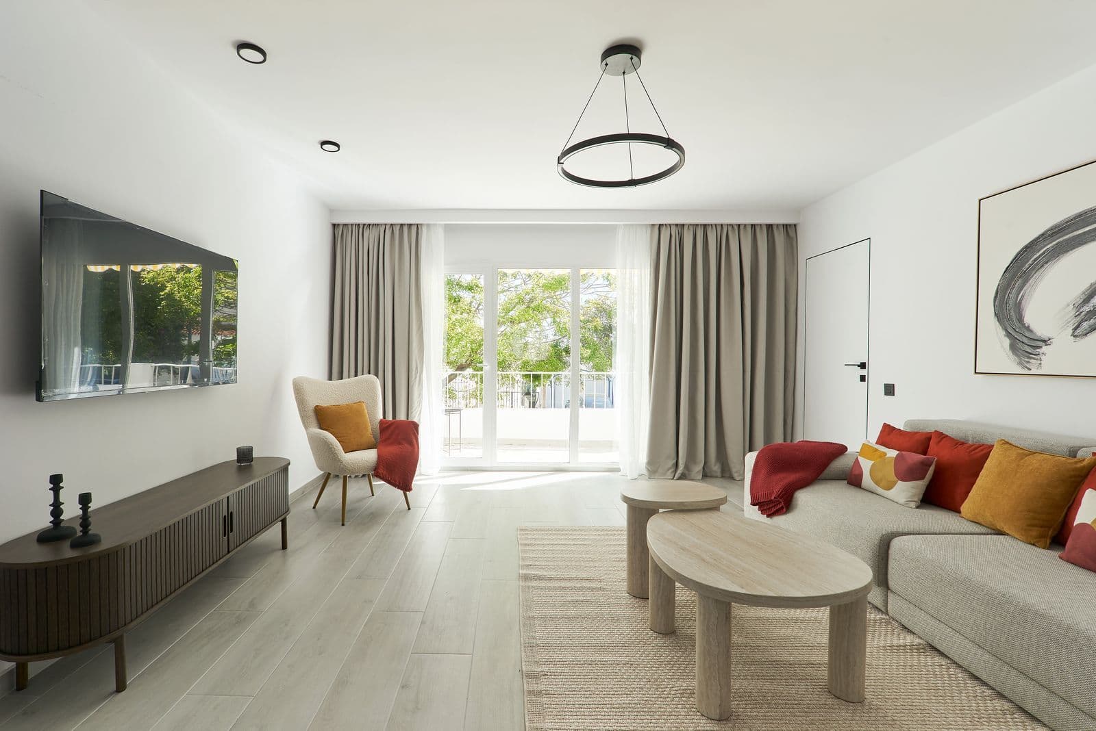 Middle Floor Apartment in Nueva Andalucía, Nueva Andalucía