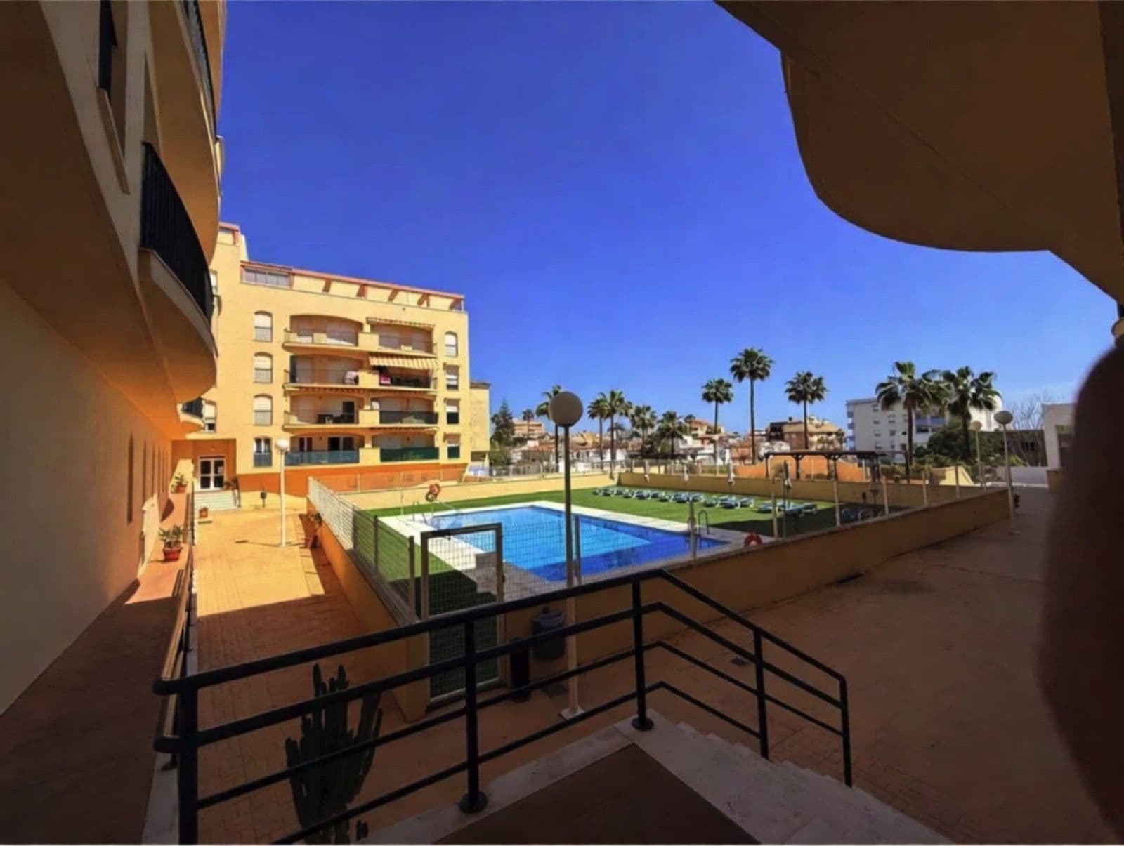 Middle Floor Apartment in San Luis de Sabinillas, Manilva