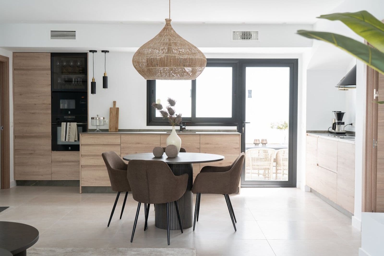Ground Floor Apartment in Nueva Andalucía, Nueva Andalucía