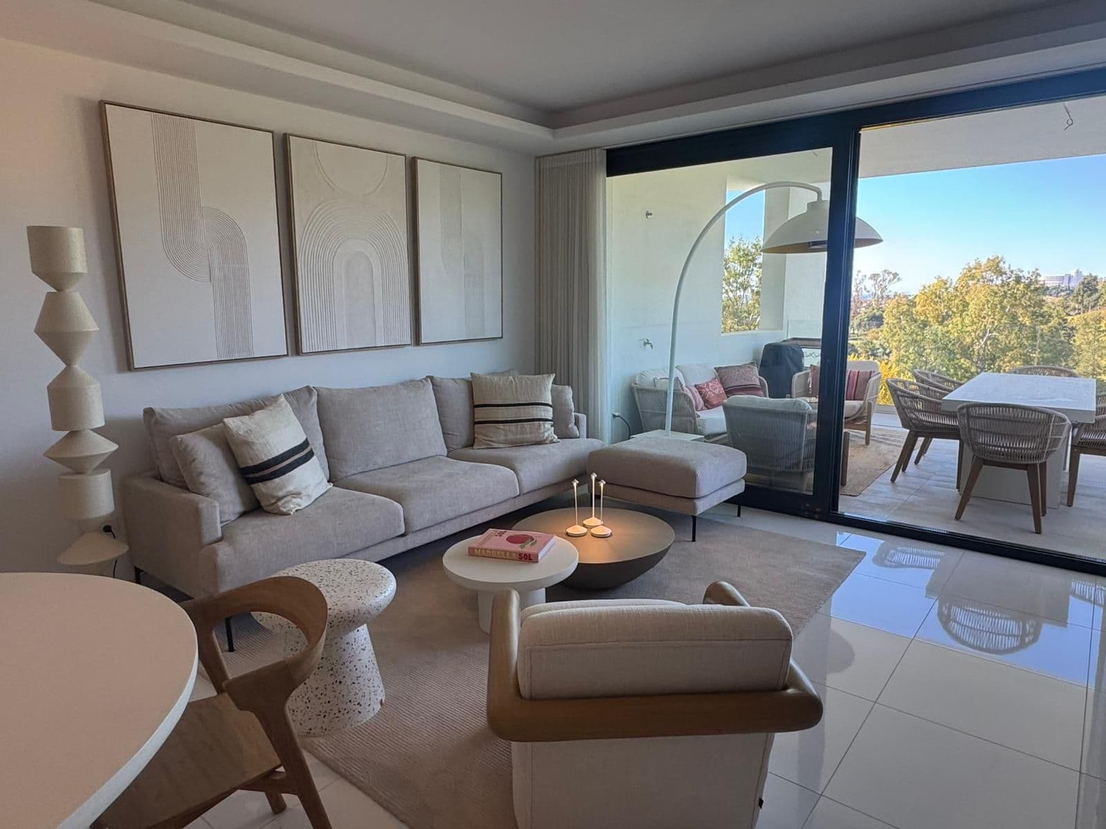 Middle Floor Apartment in Benahavís, Benahavís