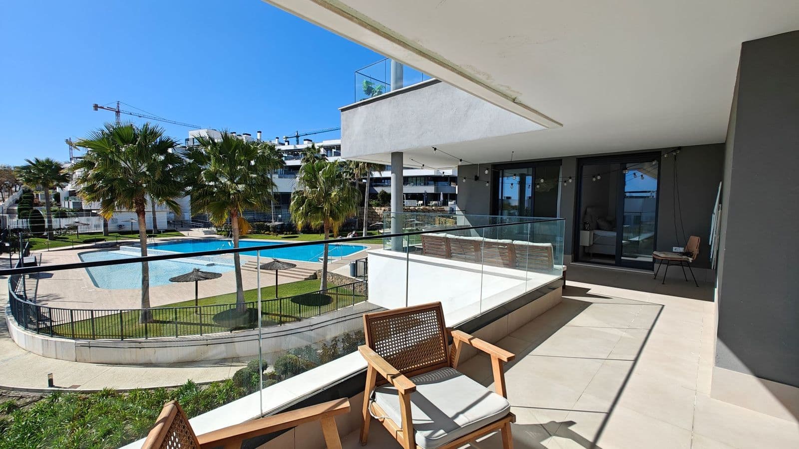 Middle Floor Apartment in Estepona, Estepona