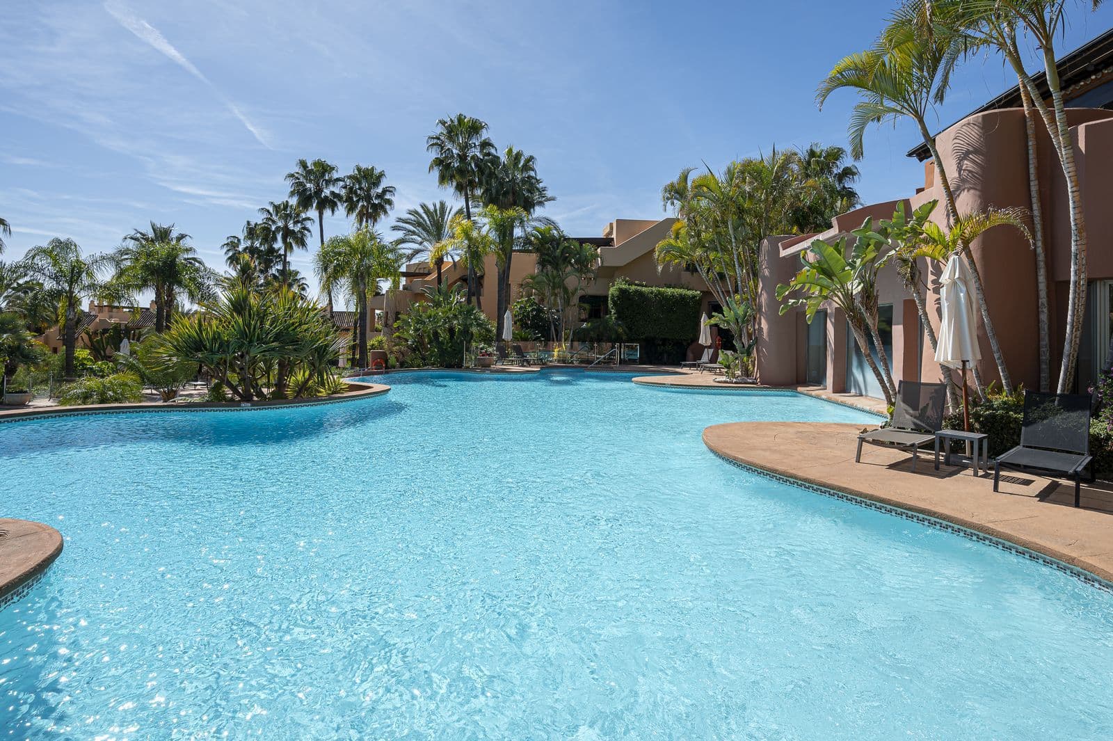 Middle Floor Apartment in Sierra Blanca, Marbella