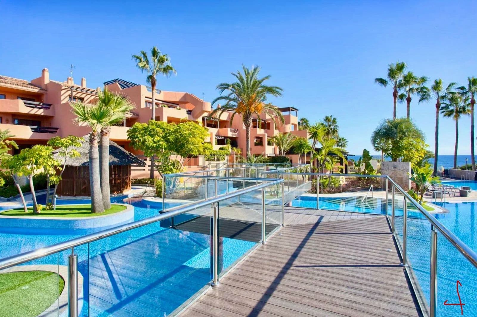 Ground Floor Apartment in New Golden Mile, Estepona