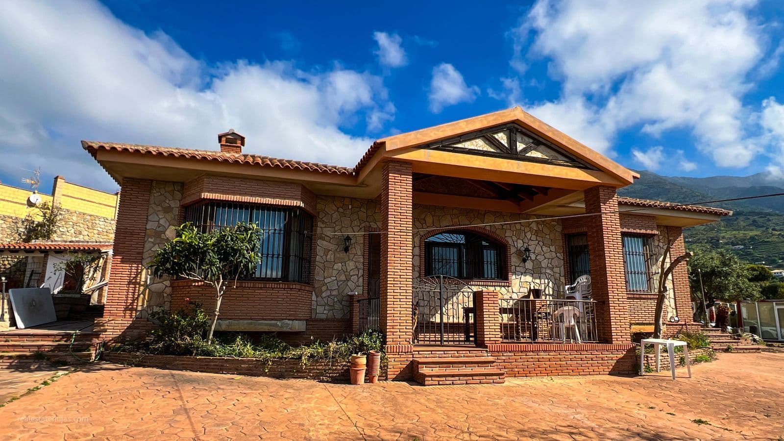 Detached Villa in Valtocado, Mijas