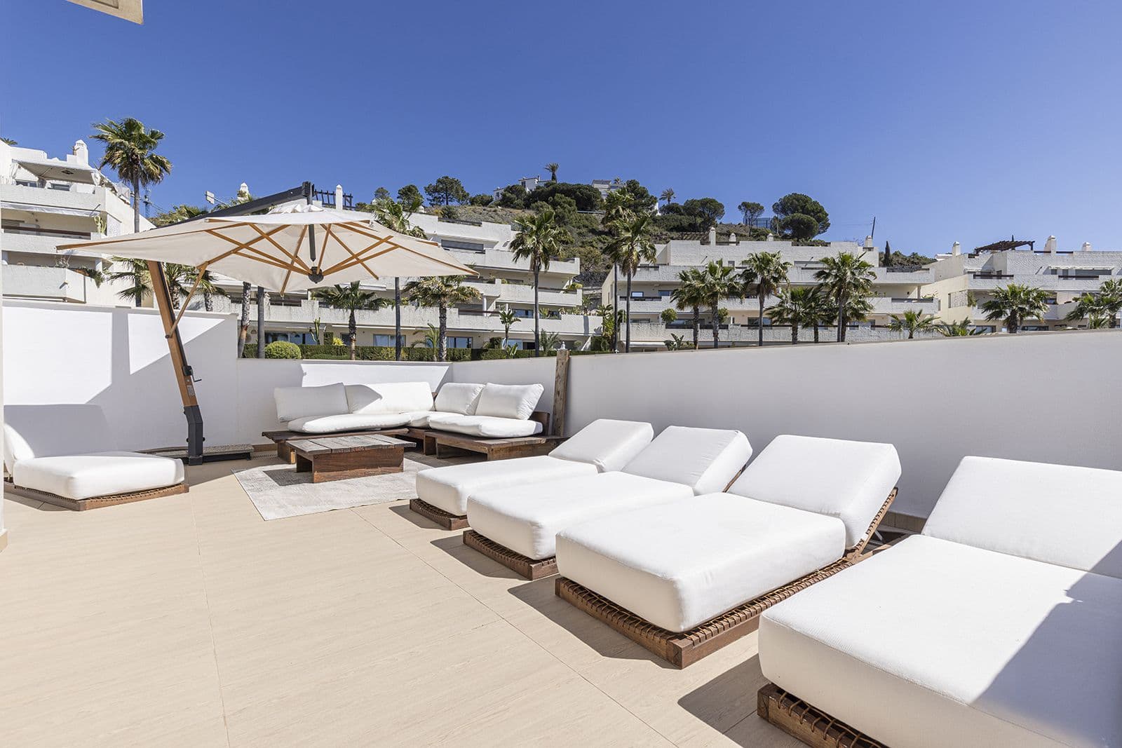 Penthouse Duplex in Benahavís, Benahavís