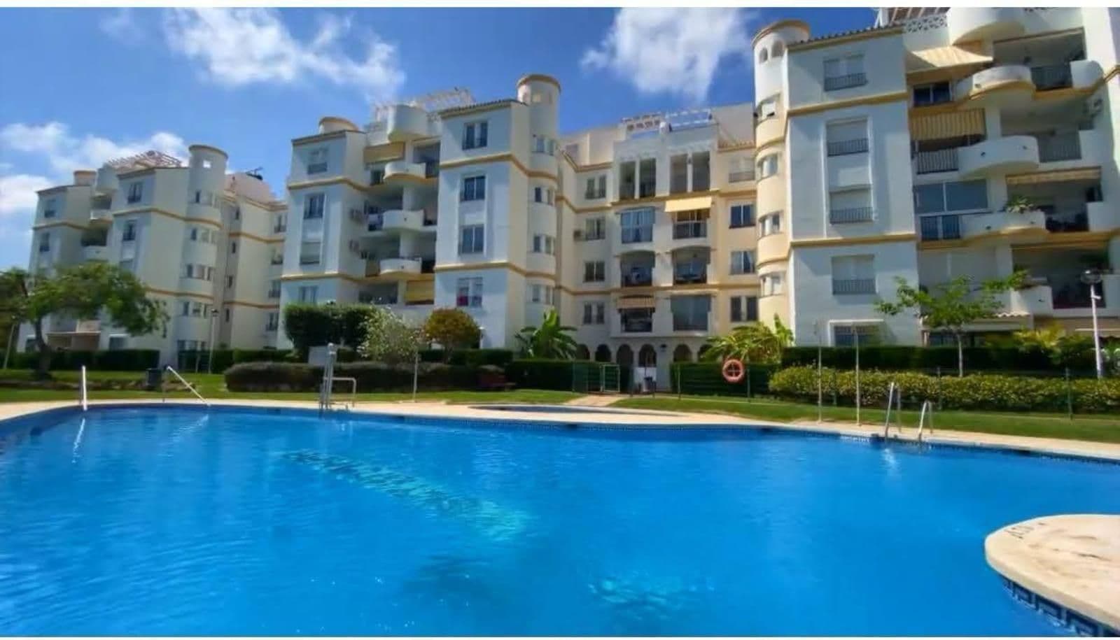 Ground Floor Apartment in Benalmadena, Benalmádena
