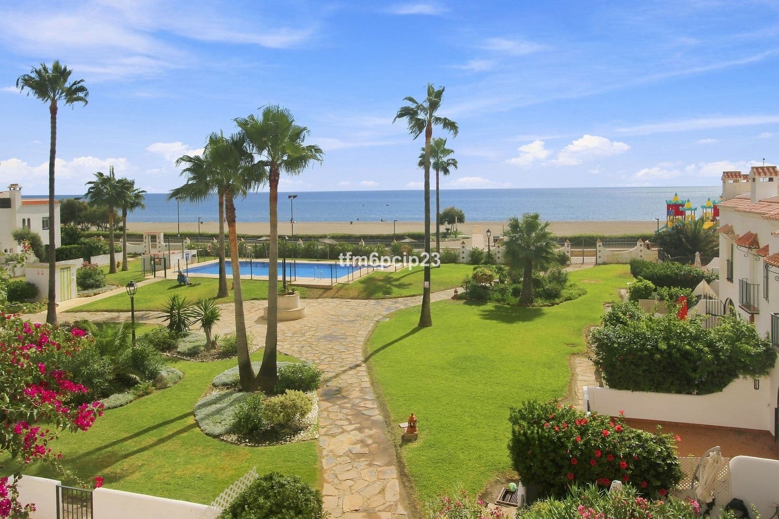 Semi-Detached House in Casares Playa, Casares